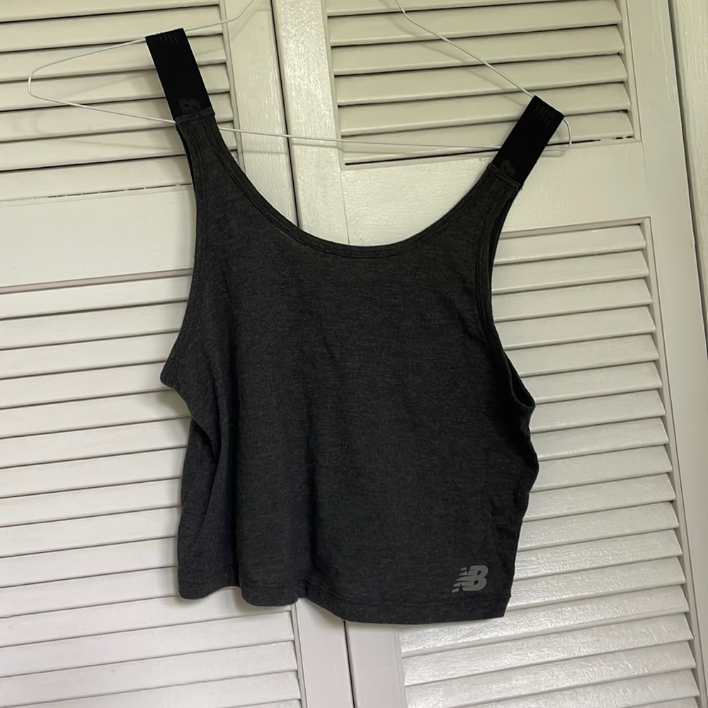 New Balance Cropped Tank